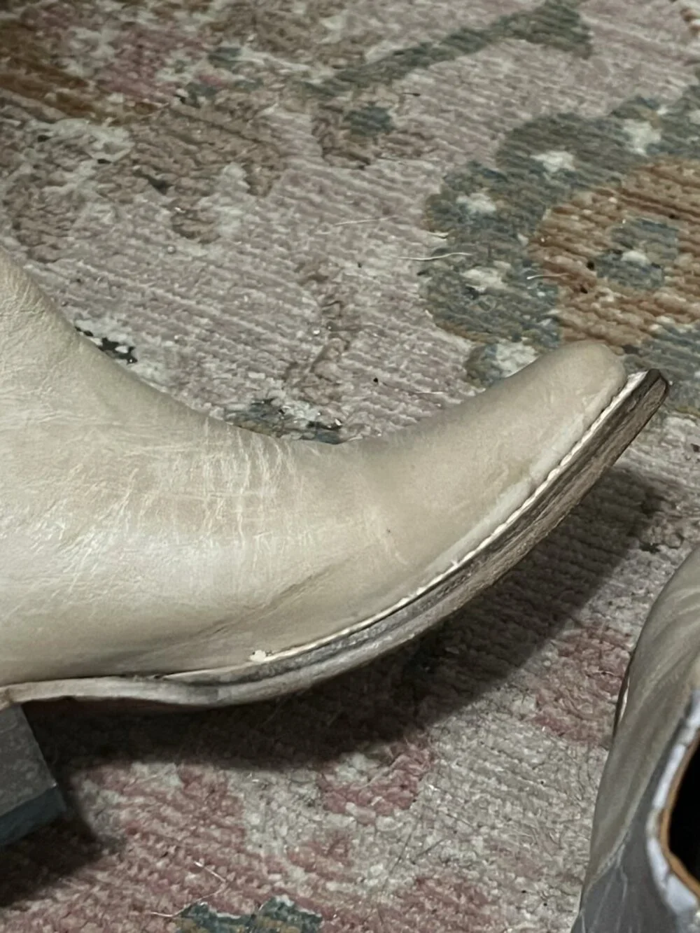 Freebird By Steven Rule Boots Booties Western Boho Cream Silver Croc Size 6